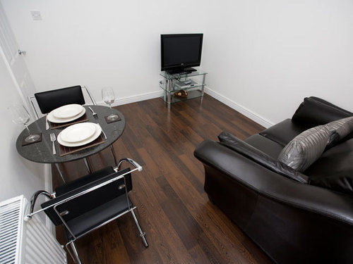 Aberdeen Serviced Apartments - The Lodge Εξωτερικό φωτογραφία