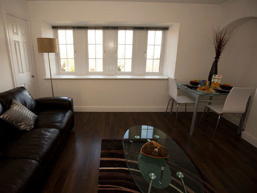 Aberdeen Serviced Apartments - The Lodge Εξωτερικό φωτογραφία